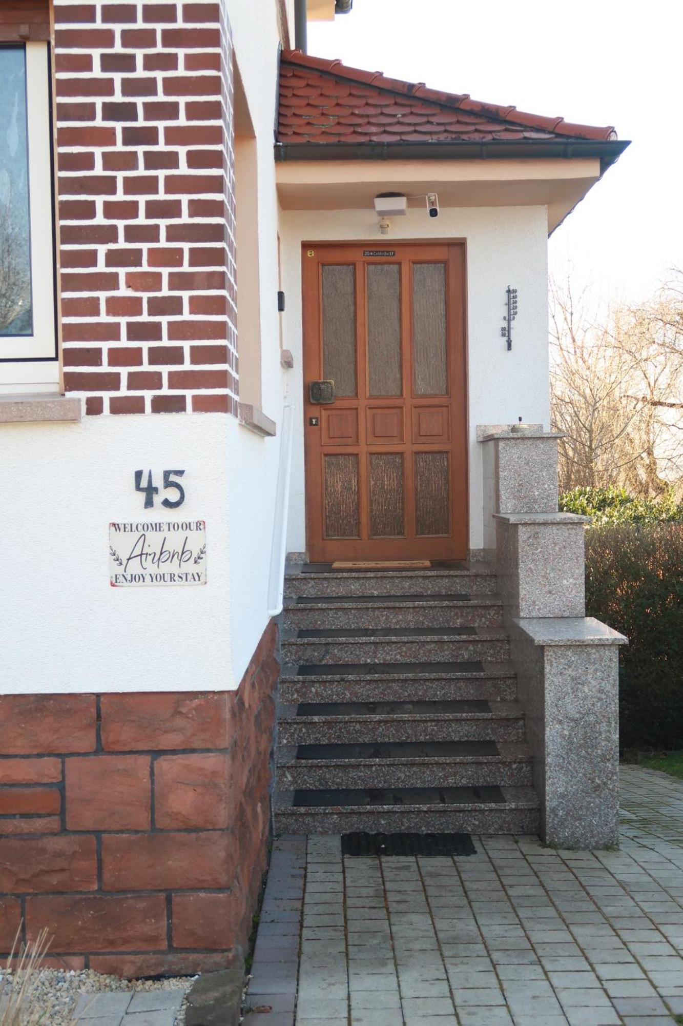 Homestay - Panoramablick Ueber Buedingen Exterior foto